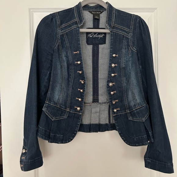 White House Black Market Jackets & Blazers - WHBM JEAN JACKET SIZE 4